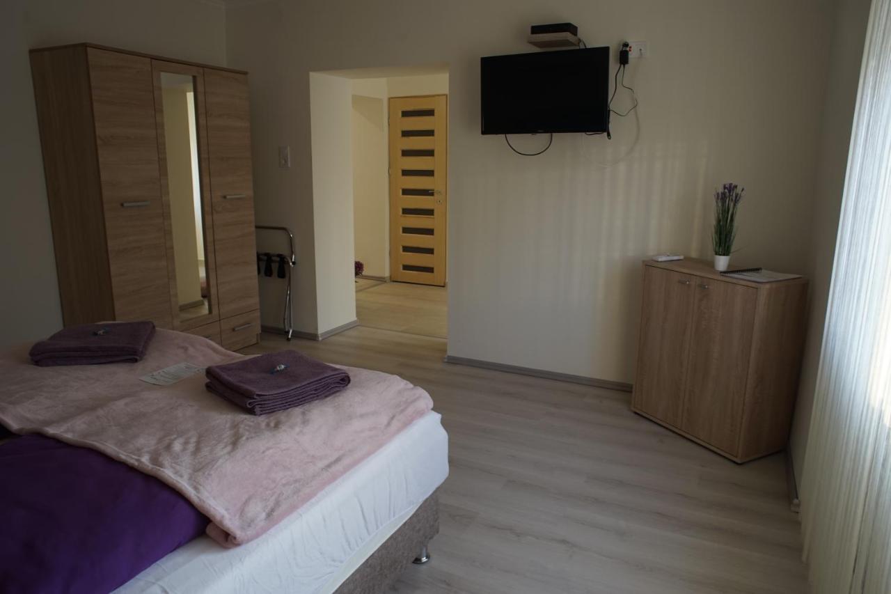 Csengő Vendégház Kiskorös Exterior foto