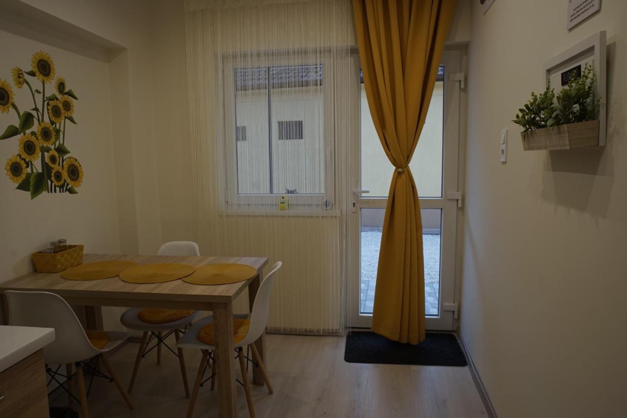 Csengő Vendégház Kiskorös Exterior foto
