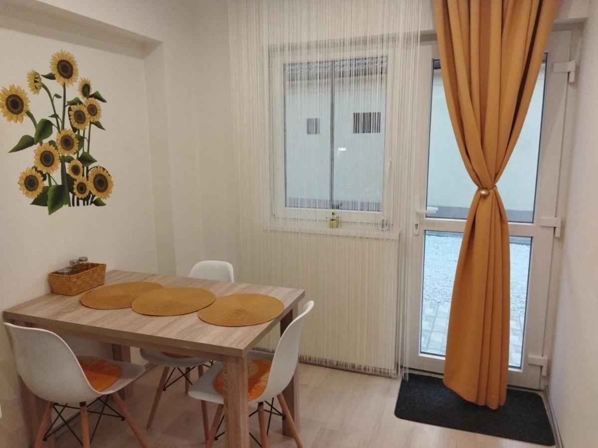 Csengő Vendégház Kiskorös Exterior foto
